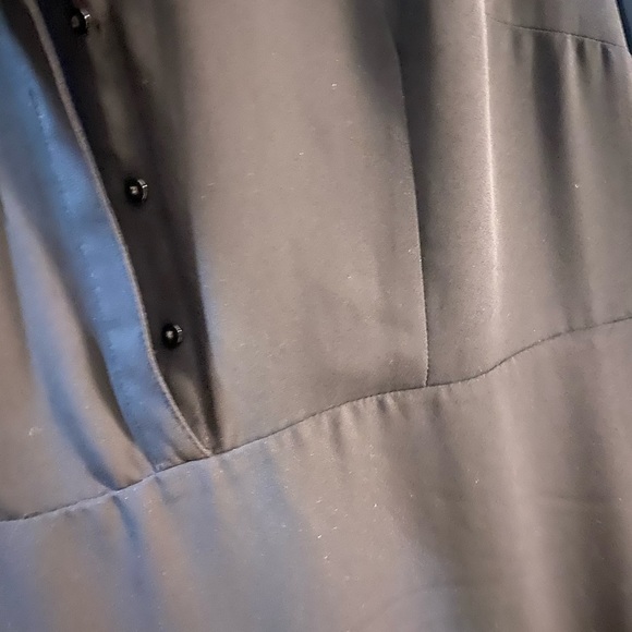 Dress - Picture 6 of 6